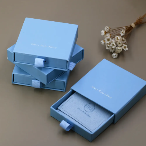 Custom Necklace Boxes
