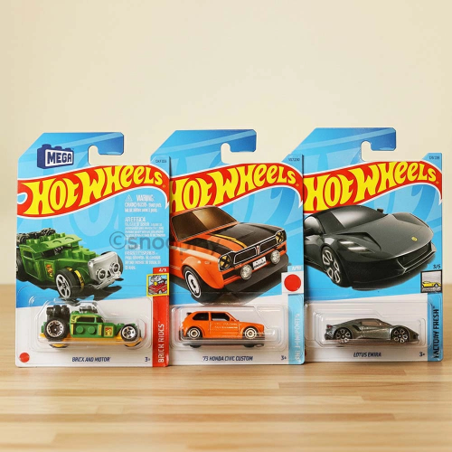 UK Hot Wheels packaging for retail