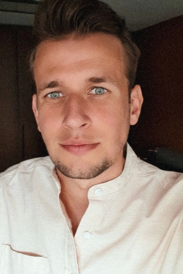 Adam Woodson Adam Woodson