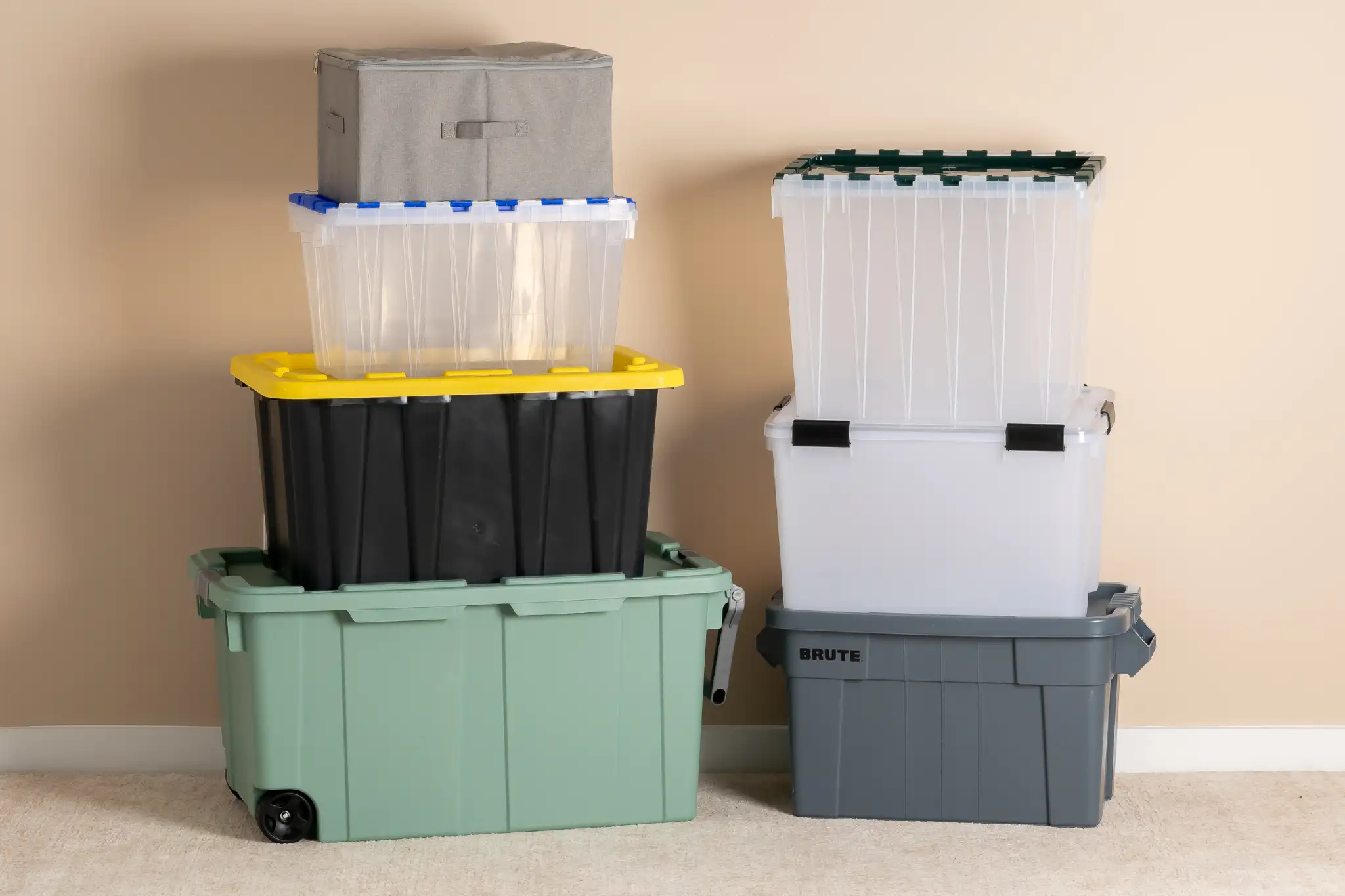 plastic storage boxes